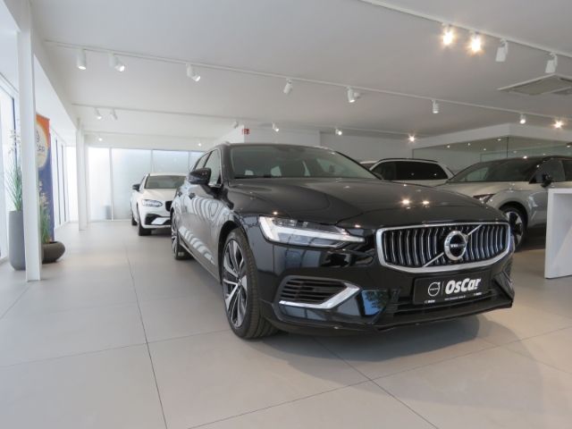 Volvo  T6 AWD Recharge Plug-In Hybrid Winter-P. Lic