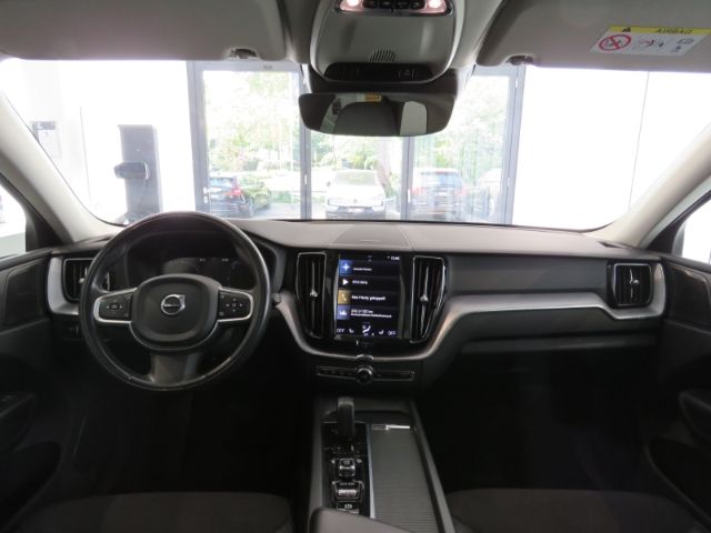 Volvo  B4 Diesel AWD Momentum Pro AHK Licht-P. Win
