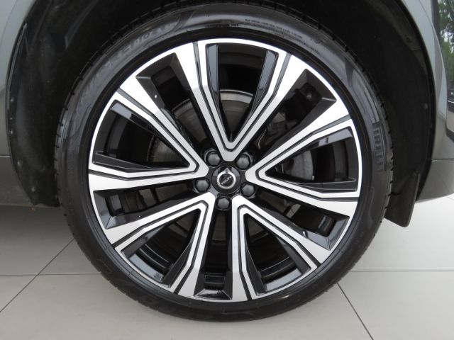 Volvo  B5 D AWD R-Design Xenium-P. 21Zoll Four-C B