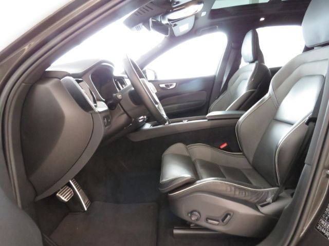 Volvo  B5 D AWD R-Design Xenium-P. 21Zoll Four-C B