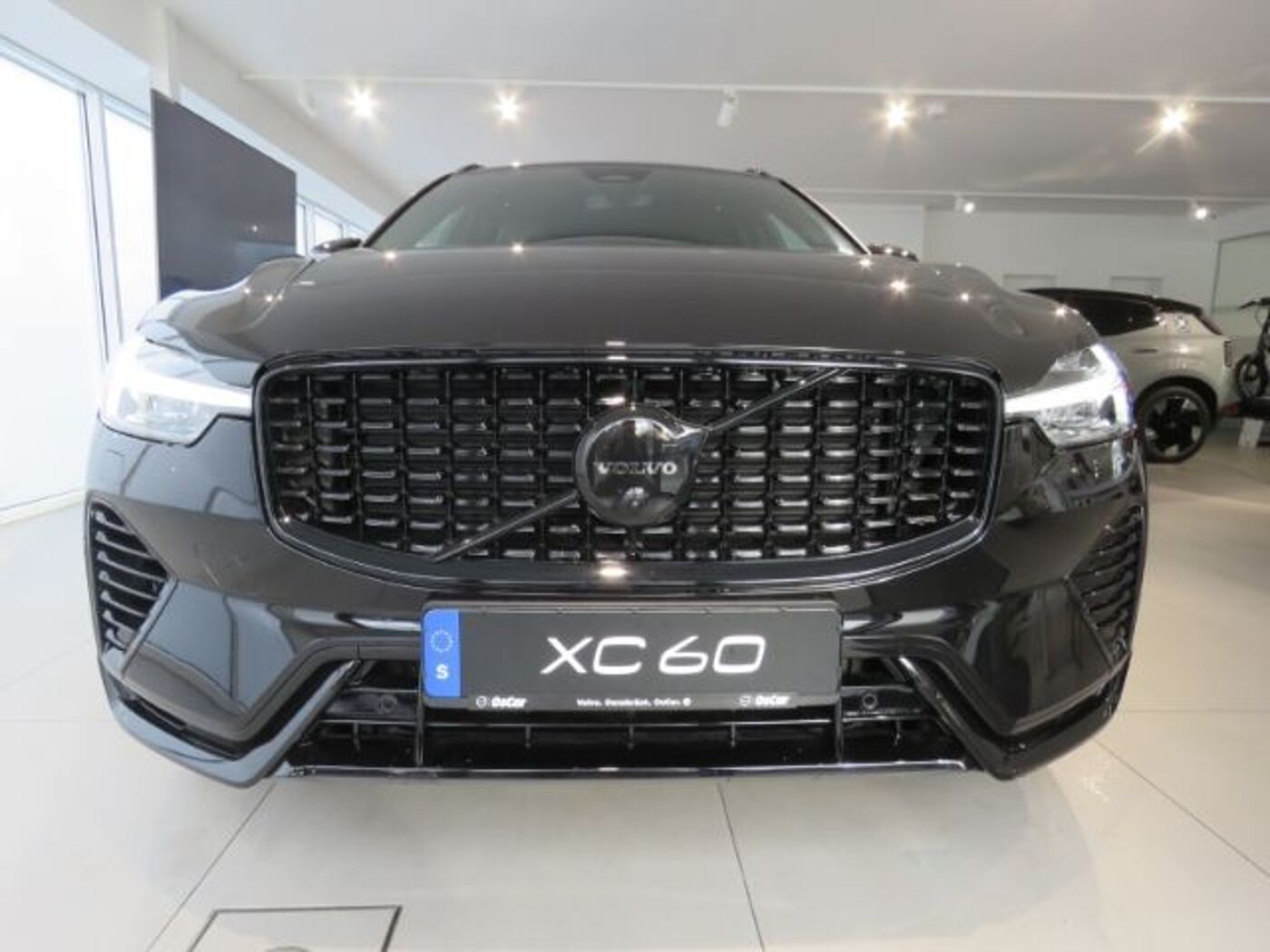 Volvo  T8 Recharge Plus Black Edition HarmanKardon