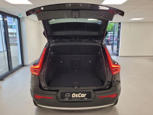 Volvo  T5 Recharge Inscription Expression AHK Park