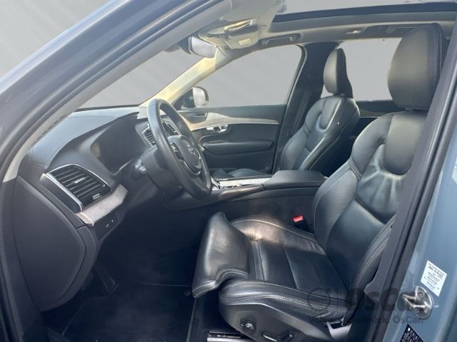 Volvo  T8 Recharge Plus Dark 7-Sitzer AHK Panorama