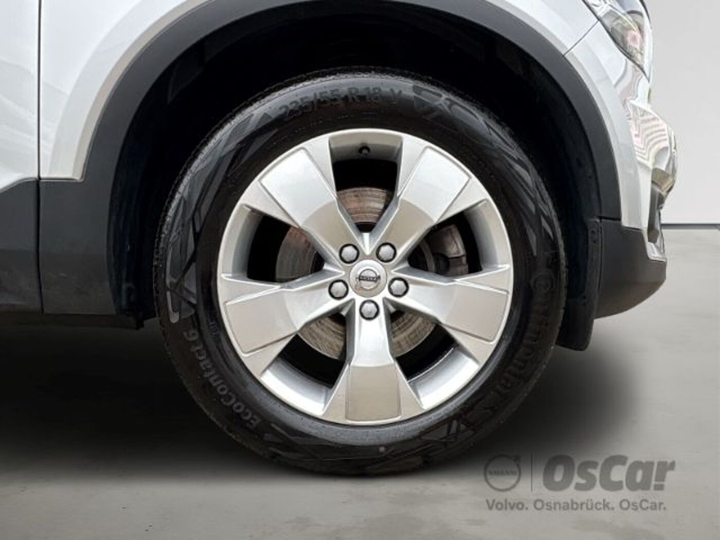 Volvo  T4 Klima LM Tempomat LED-Scheinwerfer Color
