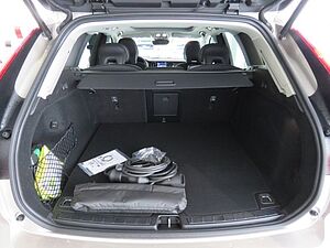 Volvo  T6 Recharge Core 0,5% Reg. Winter-P. Fronts