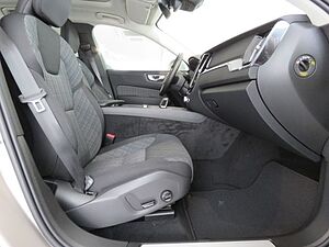 Volvo  T6 Recharge Core 0,5% Reg. Winter-P. Fronts