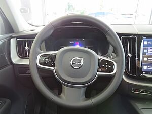 Volvo  T8 Recharge AWD Ultimate Dark 0,5% Reg. 22Z