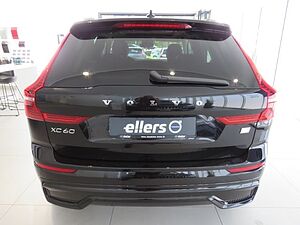 Volvo  T8 Recharge AWD Ultimate Dark 0,5% Reg. 22Z