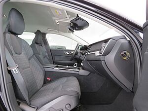 Volvo  T6 AWD Recharge Plug-In Hybrid Winter-P. Lic
