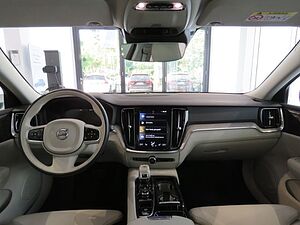 Volvo  T6 Recharge Plus Bright HarmanKardon Licht-P