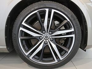 Volvo  T8 Recharge R-Design Xenium-P. Pro Winter-P.