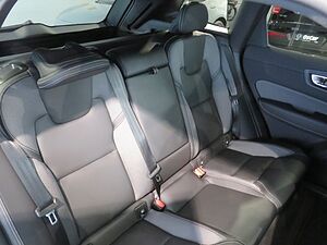 Volvo  T8 Recharge Plus Black Edition HarmanKardon