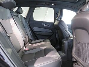 Volvo  T8 Recharge Plus Black Edition HarmanKardon