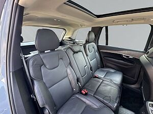 Volvo  T8 Recharge Plus Dark 7-Sitzer AHK Panorama