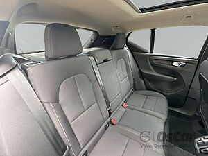 Volvo  T2 2WD Momentum Pro LM-Felge 19 Zoll Panora
