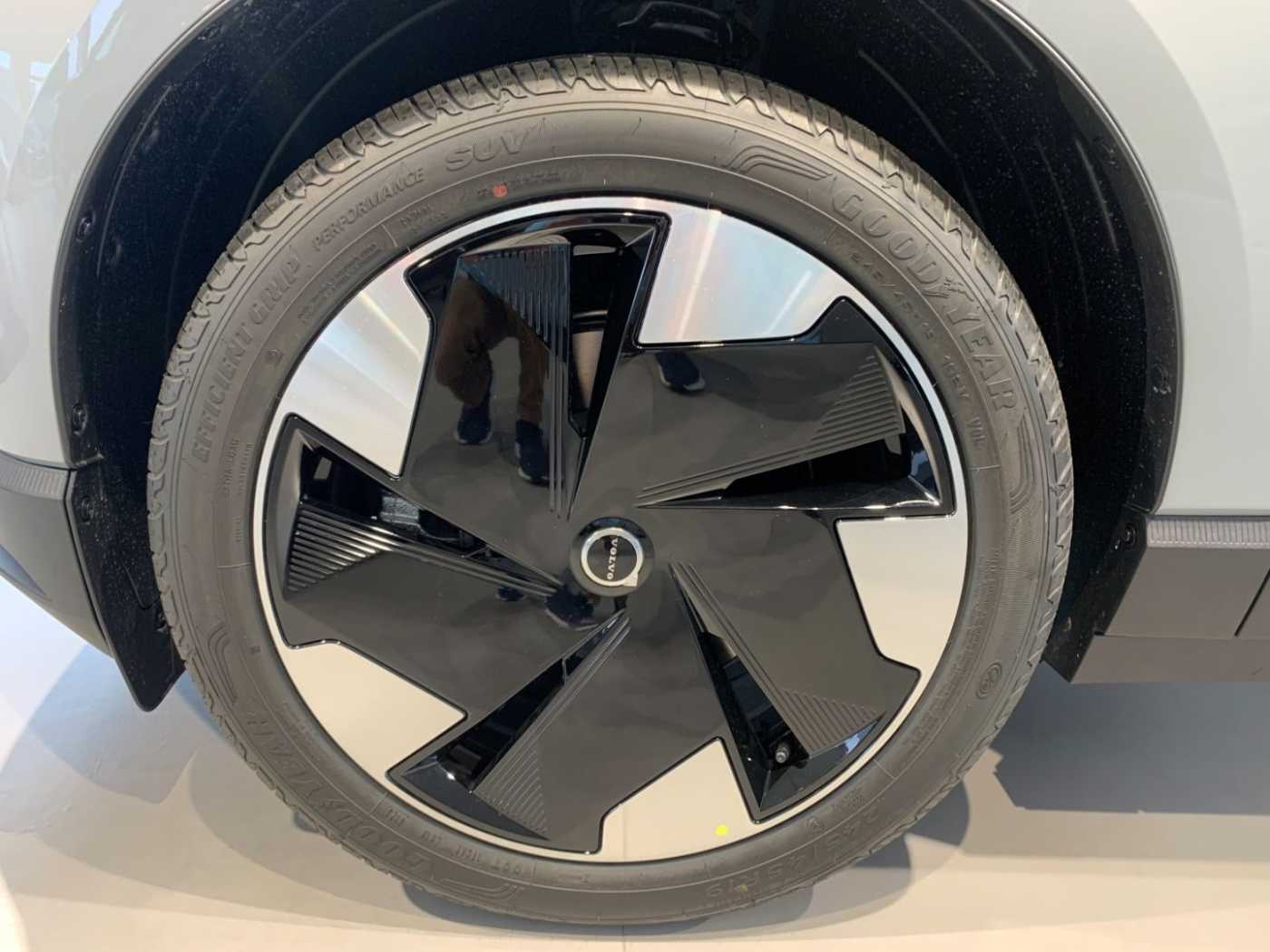 Volvo  Single Extended Range Plus