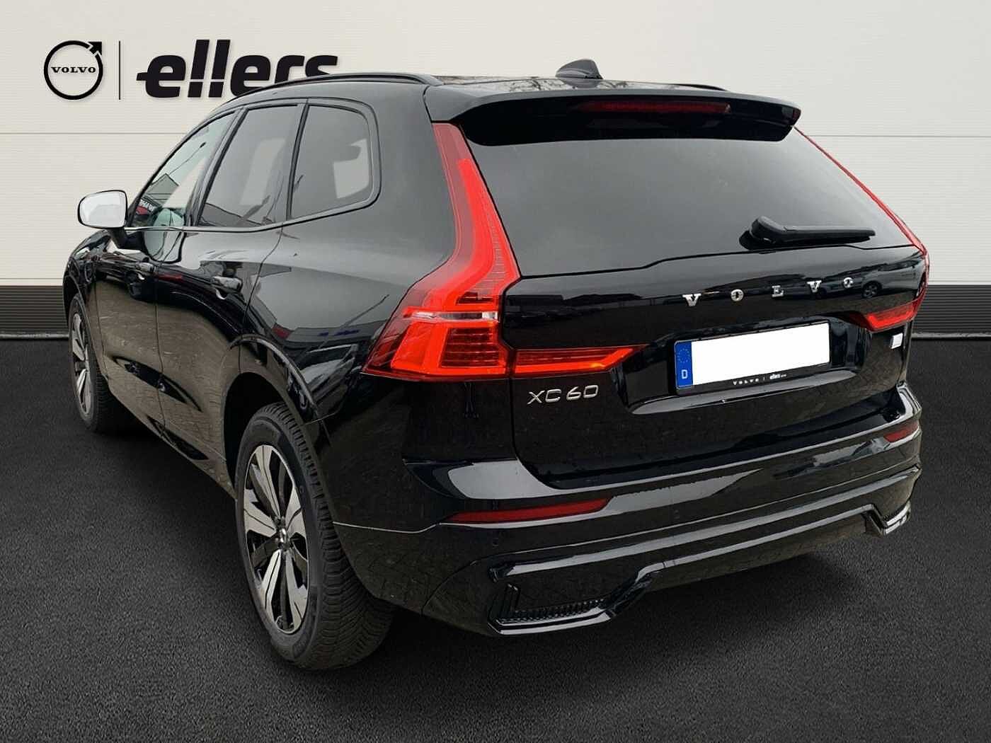 Volvo  T6 Recharge AWD Plus Dark  Fahrerasisstenz