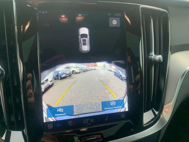 Volvo  T6 AWD Plus Dark Licht Paket Fahrerassistenz