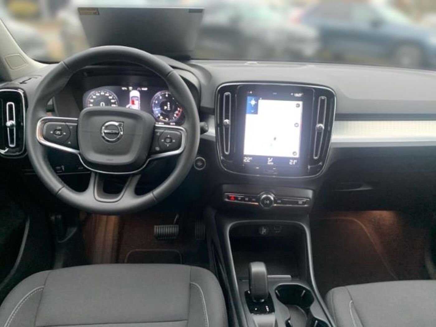 Volvo  T3 Momentum Pro Navi