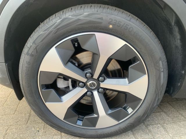Volvo  B4 Ultra Bark Pixel LED el. Sitze Abstandst
