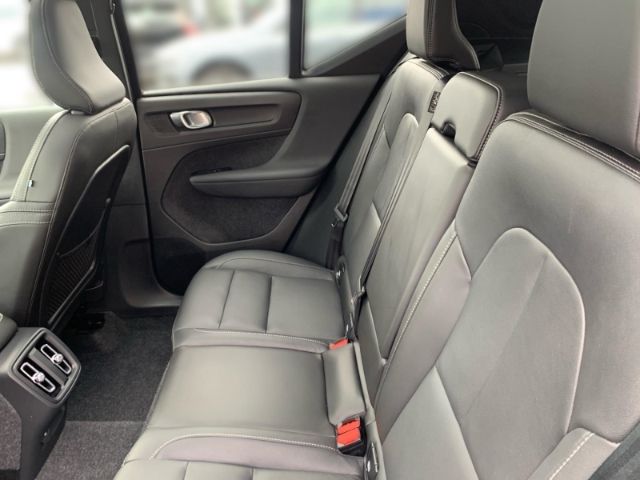 Volvo  B4 Plus Dark Pixel LED el. Sitze el. GSHD A