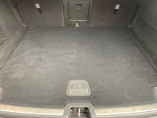 Volvo  B4 AWD Momentum Pro Voll LED Kamera Navi BL