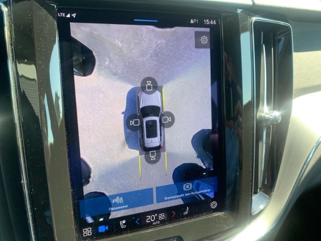 Volvo  B4 Plus Bright el. Sitze AHK Android Infota