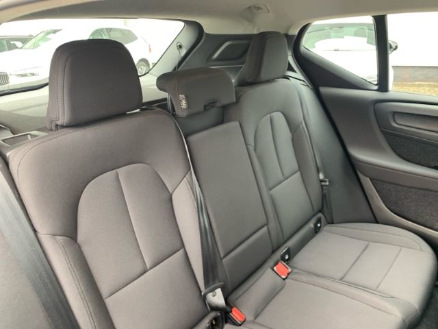 Volvo  T3 Momentum Navi Sitzheizung Tempomat Kamer