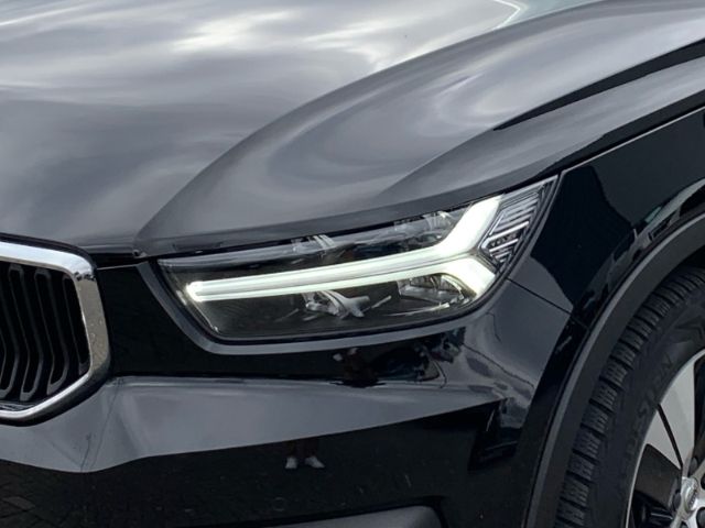 Volvo  T3 Momentum Navi Sitzheizung Tempomat Kamer