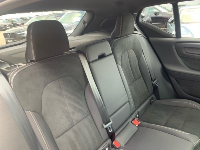 Volvo  B3 Plus Dark el. Sitz Pixel LED Pilot Assis