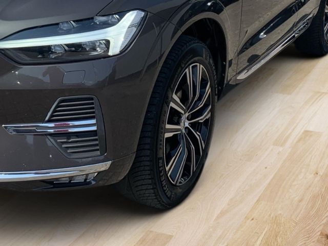 Volvo  B4 AWD Inscription Voll LED Abstandstempoma