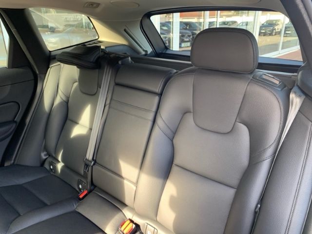 Volvo  B4 AWD Inscription Abstandstempomat el. SIt
