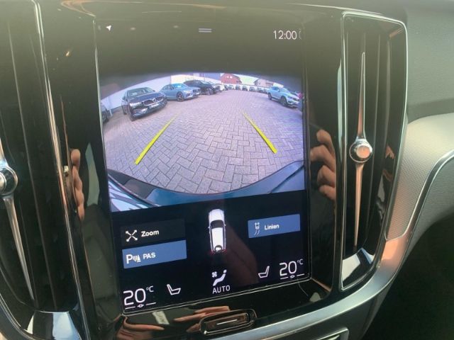 Volvo  T6 AWD R-Design el. Sitz Kamera Navi
