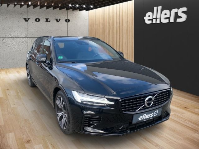Volvo  T6 AWD R-Design el. Sitz Kamera Navi