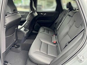 Volvo  B4 Diesel Plus Dark Fahrerassistenzp. Standh