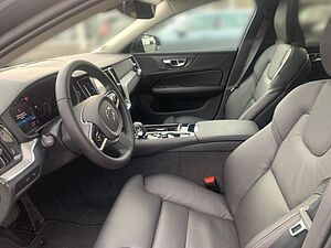 Volvo  T6 AWD Plus Dark Licht Paket Fahrerassistenz