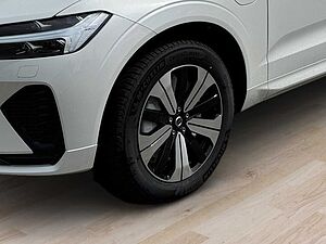 Volvo  T6 Recharge AWD Plus Dark Licht+Fahrerasiss