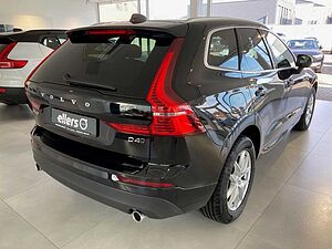 Volvo  D4 AWD Momentum LED Navi  Keyless DAB+ Sitz