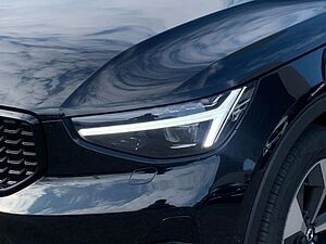 Volvo  B4 Ultra Bark Pixel LED el. Sitze Abstandst