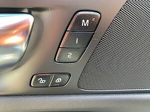 Volvo  T6 AWD Inscription Voll LED Abstandstempomat