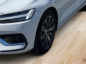 Volvo  T6 AWD Inscription Voll LED Abstandstempomat