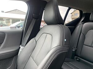 Volvo  B4 Plus Dark Pixel LED el. Sitze el. GSHD A