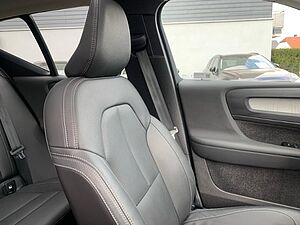 Volvo  B4 Plus Dark Pixel LED el. Sitze el. GSHD A