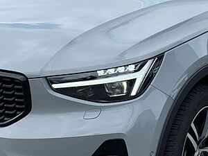 Volvo  B4 Plus Dark Pixel LED el. Sitze el. GSHD A