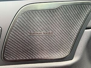 Volvo  B4 AWD Momentum Pro Voll LED Kamera Navi BL