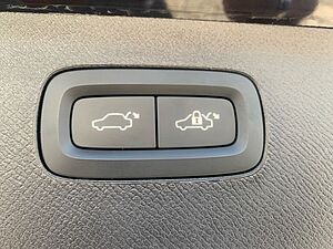 Volvo  T8 AWD Ultimate Dark Voll LED HUD el. GSHD