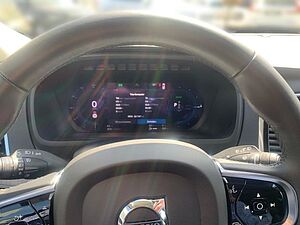 Volvo  T8 AWD Ultimate Dark Voll LED HUD el. GSHD