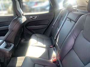 Volvo  B4 Plus Bright el. Sitze AHK Android Infota