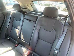 Volvo  B4 Plus Bright el. Sitze AHK Android Infota
