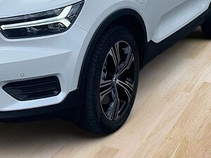 Volvo  Inscription Expression Recharge Plug-In Hyb